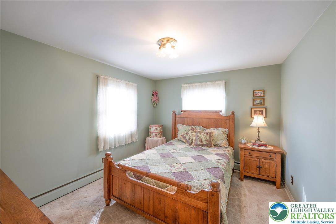 5556 Park Valley Road Schnecksville, PA 18078 - Photo 19 of 33
