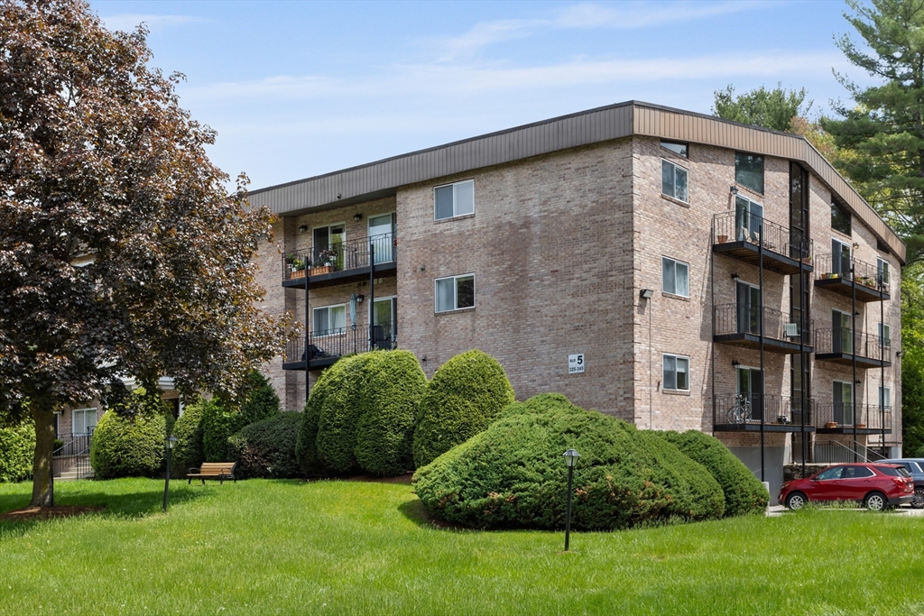 181 Littleton Road, Unit 333 Chelmsford, MA 01824 - Photo 1 of 33 Gallery Image 1