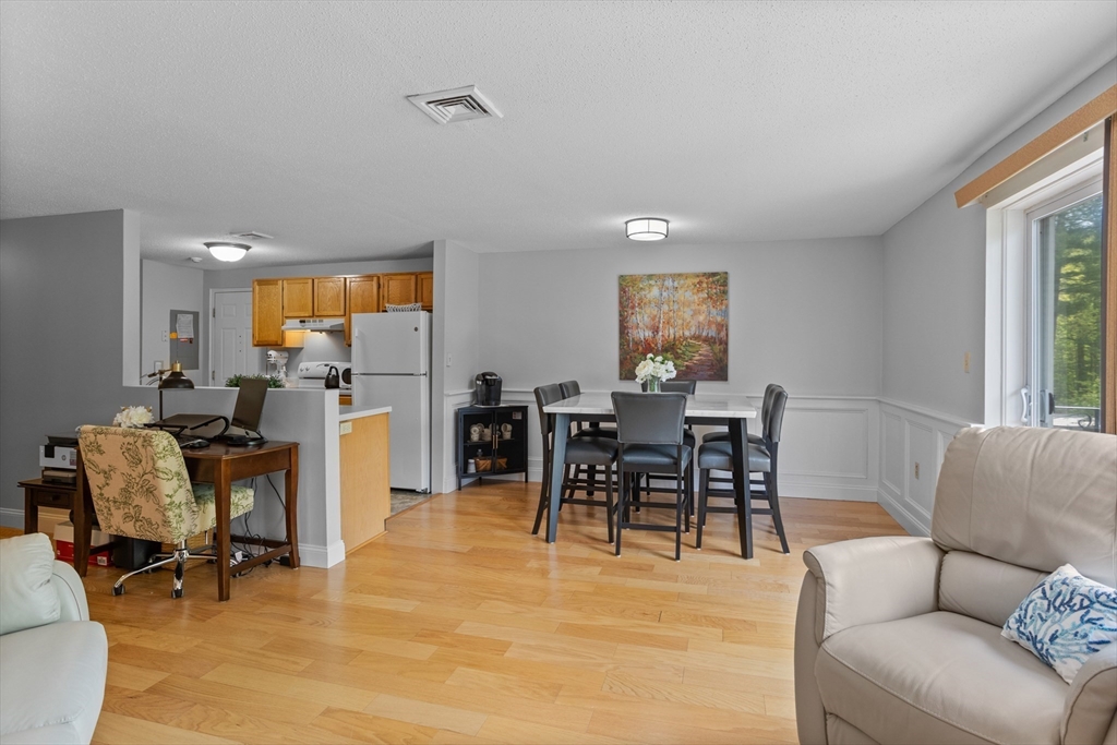 181 Littleton Road, Unit 333 Chelmsford, MA 01824 - Photo 6 of 33 Gallery Image 6