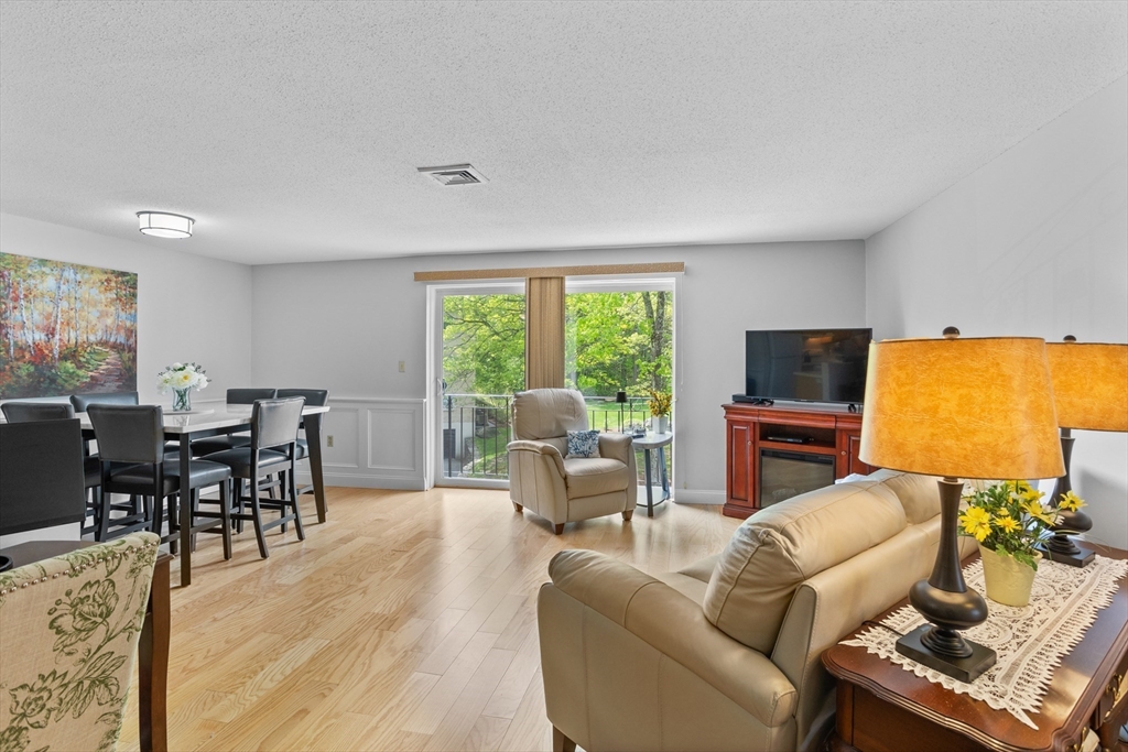 181 Littleton Road, Unit 333 Chelmsford, MA 01824 - Photo 9 of 33 Gallery Image 9
