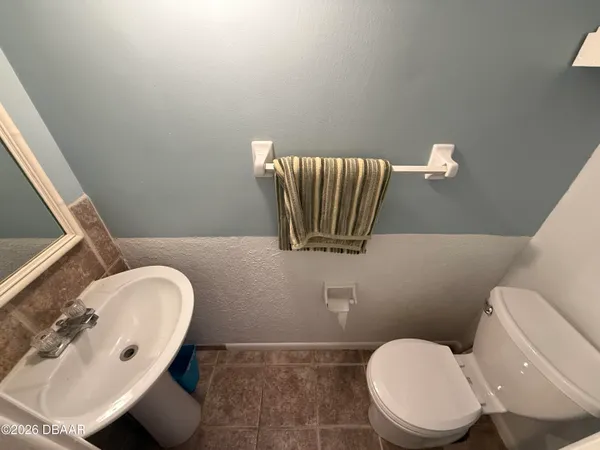 $1,600 | 625 North Halifax Avenue, Unit 24, Daytona Beach, FL 32118