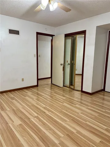 $290,000 | 305 Northeast Sunnyside School Road, Blue Springs, MO 64014