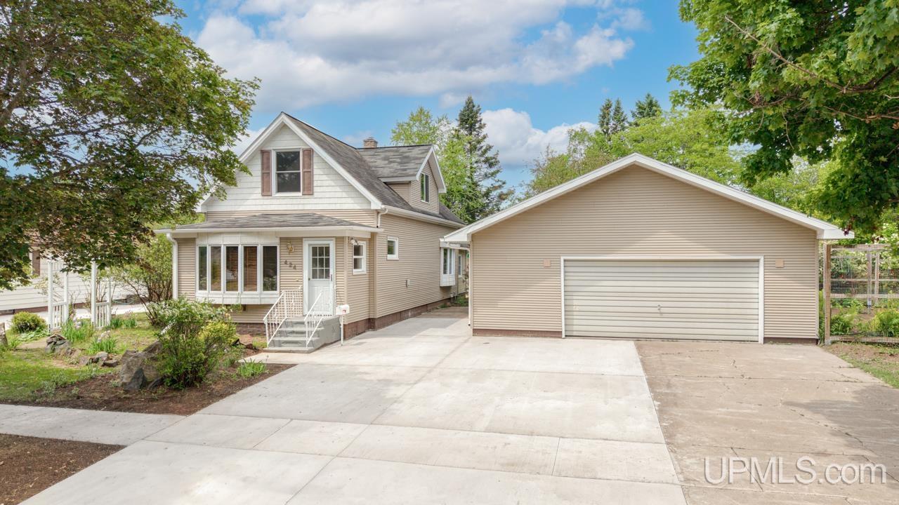 424 Maple Street Kingsford, MI 49802 - Photo 23 of 37
