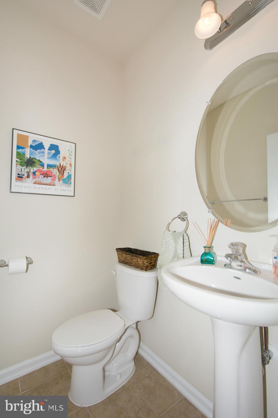 42776 Hay Road Ashburn, VA 20147 - Photo 21 of 30 Bath