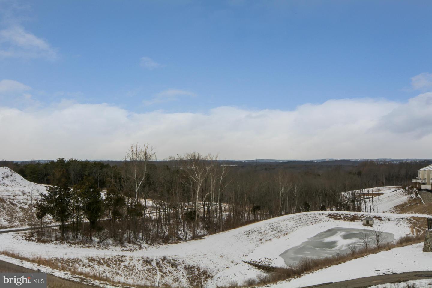 42776 Hay Road Ashburn, VA 20147 - Photo 27 of 30 Community