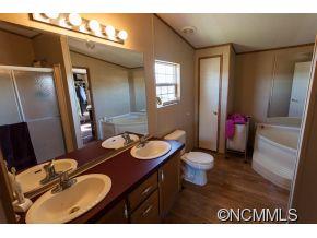 91 Gibbs Road Leicester, NC 28748 - Photo 13 of 24 Gallery Image 13