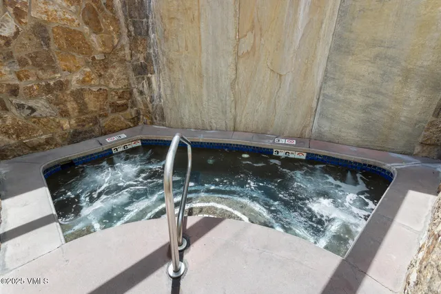 $1,585,000 | 660 Lionshead Place, Unit 29, Vail, CO 81657