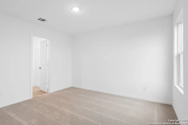 $1,599 | 972 Pastar Creek, Seguin, TX 78155