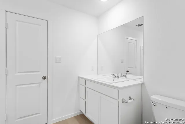 $1,599 | 972 Pastar Creek, Seguin, TX 78155