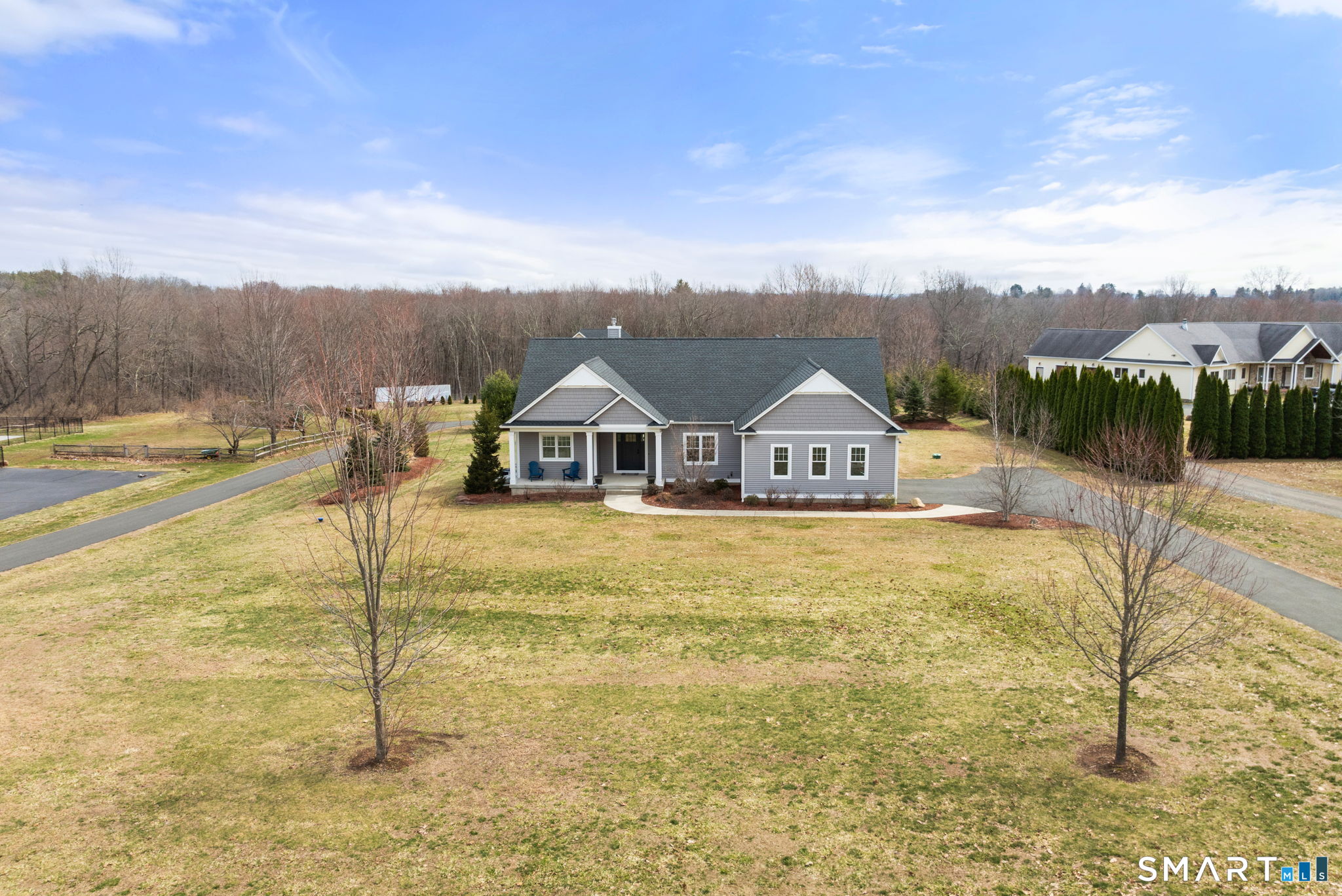 1192 North Grand Street Suffield, CT 06093 - Photo 4 of 38
