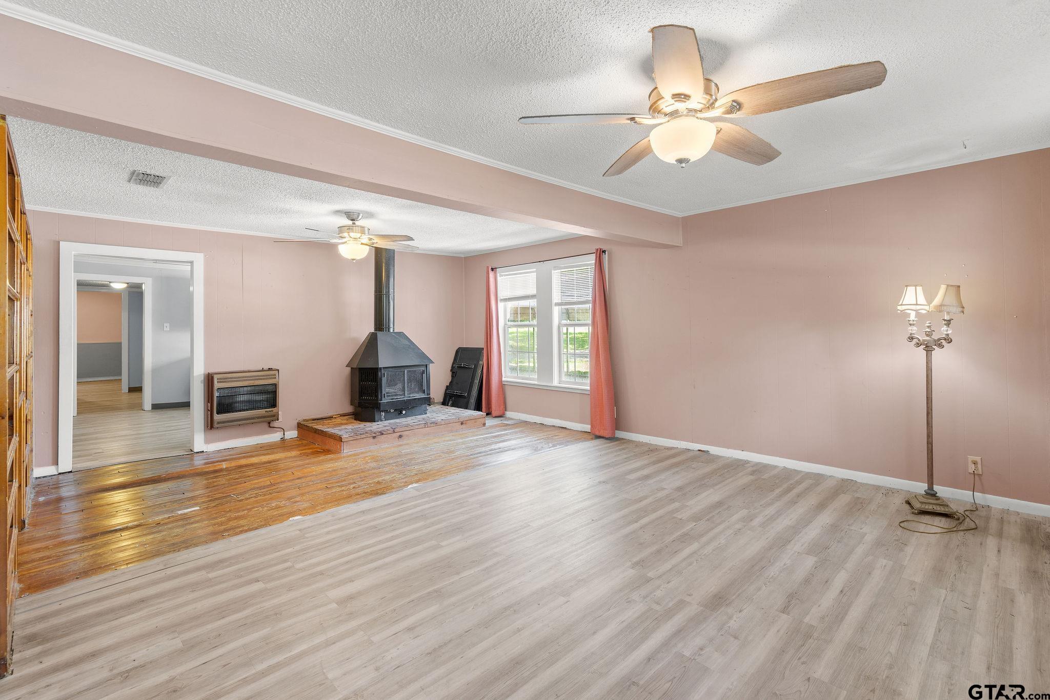 307 North Tyler Street Big Sandy, TX 75755 - Photo 16 of 17