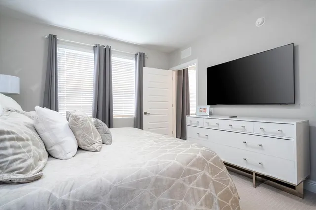 $450,000 | 16300 County Road 455, Unit 606, Montverde, FL 34756