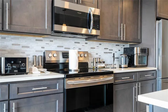 $450,000 | 16300 County Road 455, Unit 606, Montverde, FL 34756