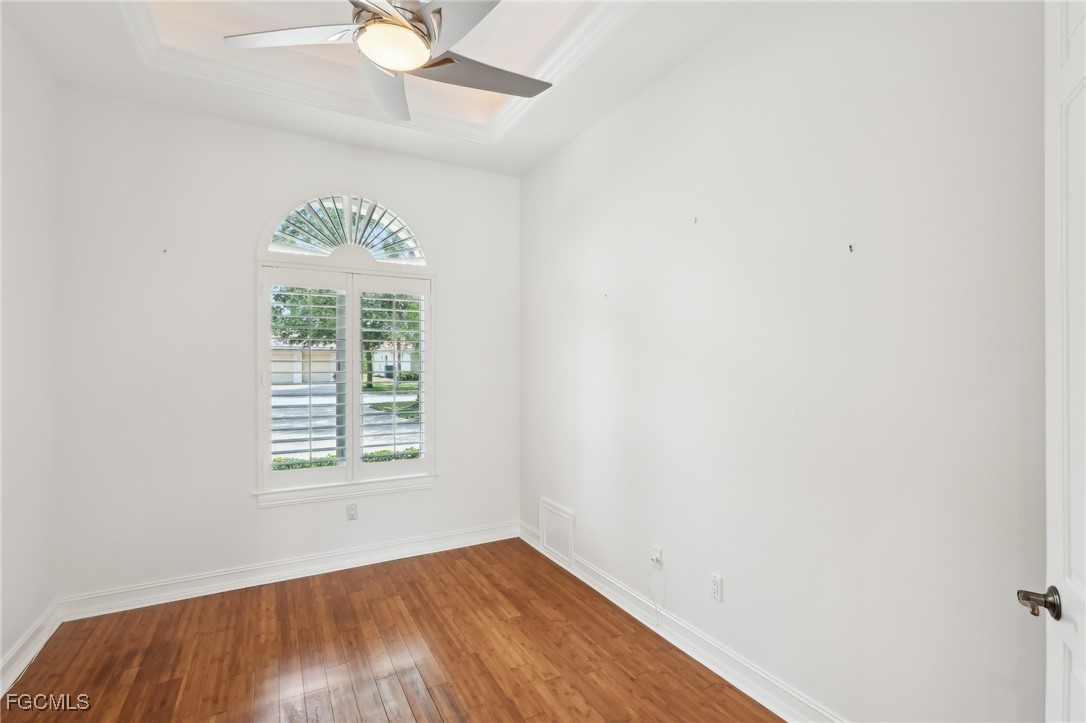 367 Saddlebrook Lane Naples, FL 34110 - Photo 11 of 35