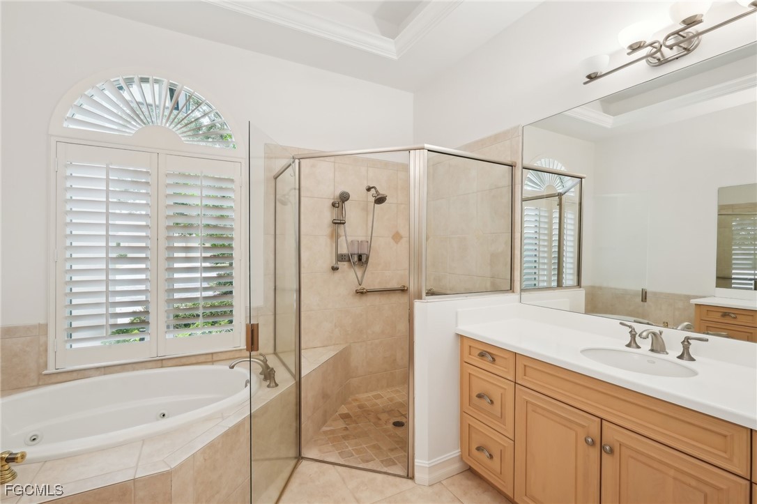 367 Saddlebrook Lane Naples, FL 34110 - Photo 16 of 35