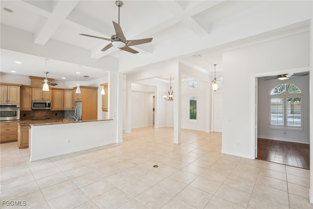 367 Saddlebrook Lane Naples, FL 34110 - Photo 5 of 35