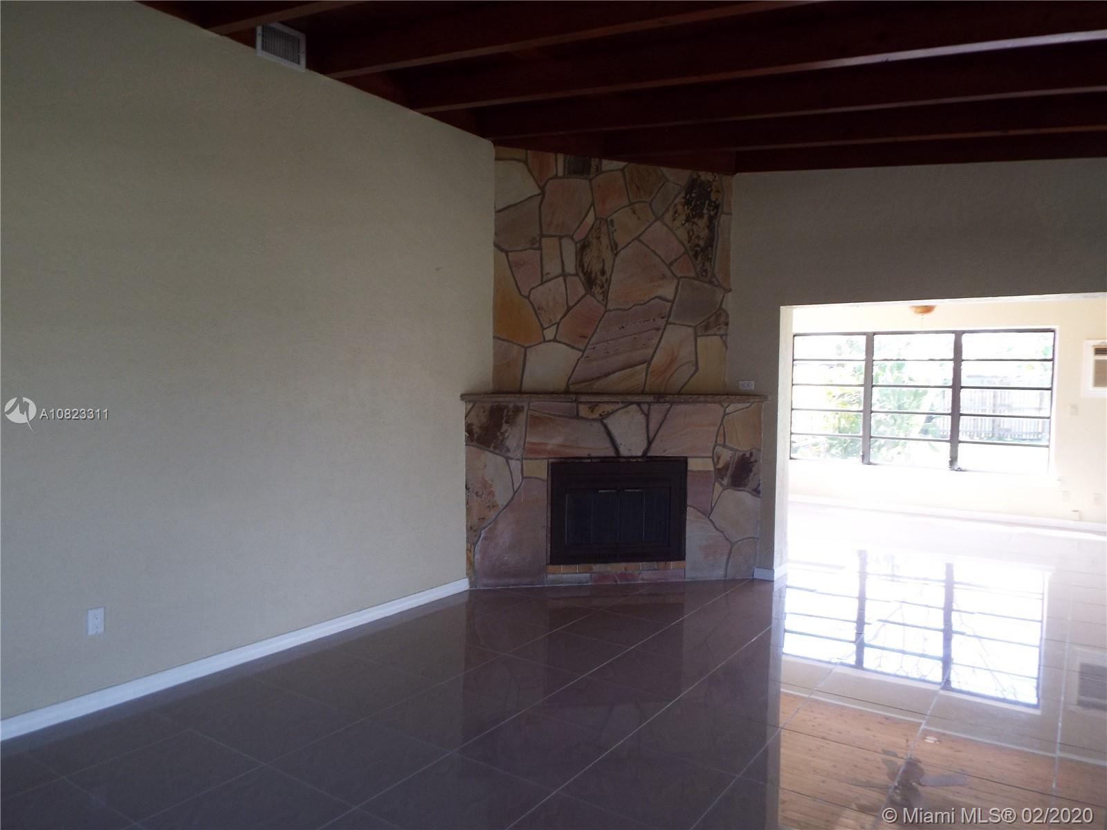 20530 Island Road Cutler Bay, FL 33189 - Photo 3 of 22 Gallery Image 3