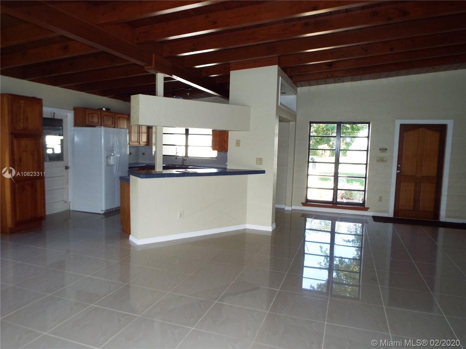 20530 Island Road Cutler Bay, FL 33189 - Photo 6 of 22 Gallery Image 6