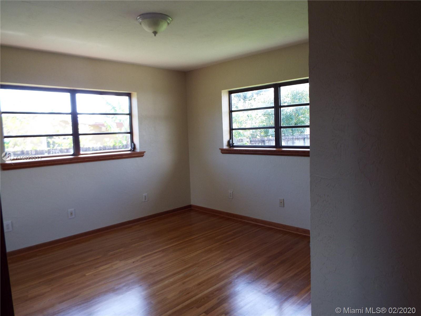 20530 Island Road Cutler Bay, FL 33189 - Photo 10 of 22 Gallery Image 10