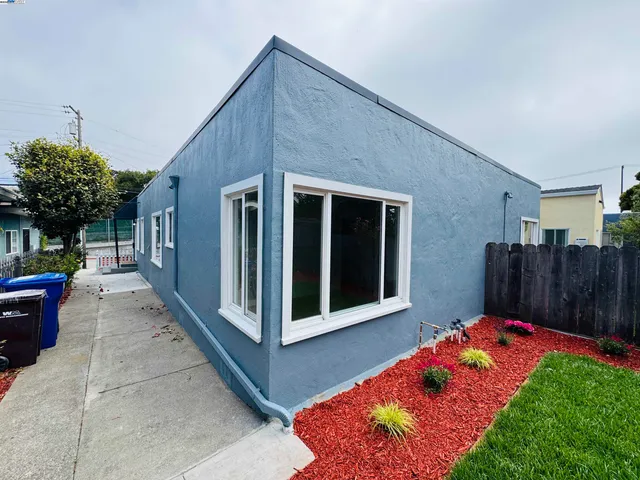 $988,000 | 719 Buchanan Street, Albany, CA 94706