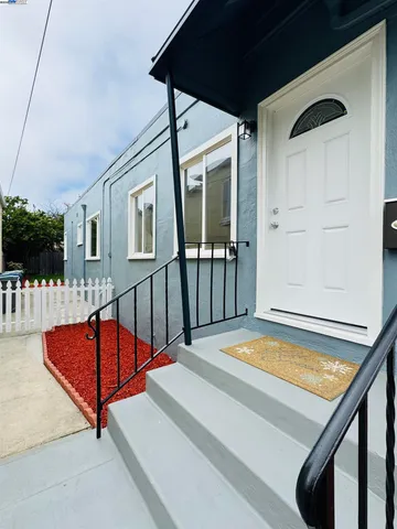 $988,000 | 719 Buchanan Street, Albany, CA 94706