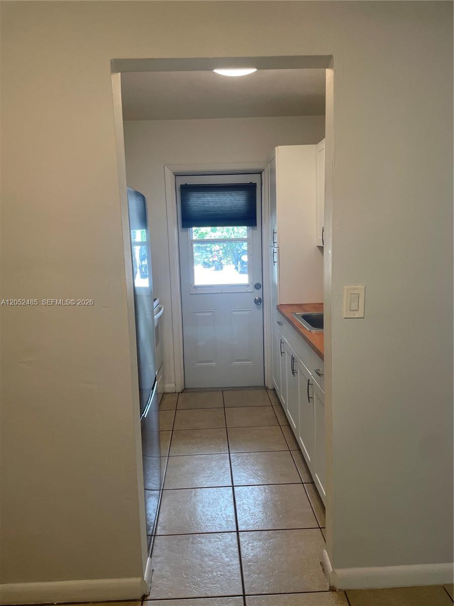 1830 Cleveland Street, Unit 2 Hollywood, FL 33020 - Photo 13 of 28