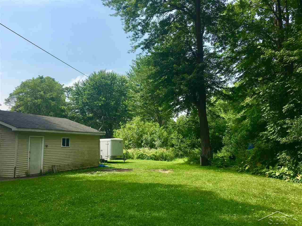 2371 Murphy Road Flint, MI 48504 - Photo 3 of 18 31327542-2.JPG