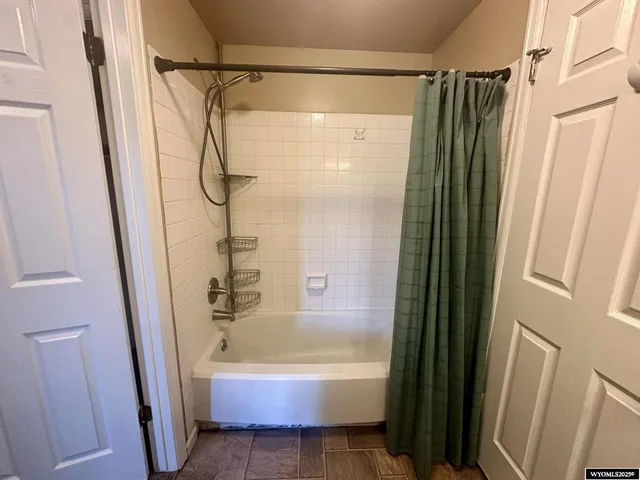 $375,000 | 1236 Robin Lane, Riverton, WY 82501