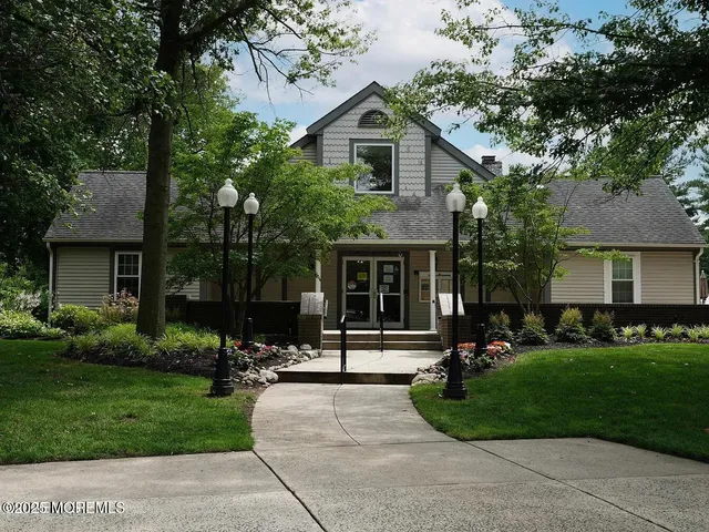 $3,200 | 79 Greenwood Drive, Freehold, NJ 07728