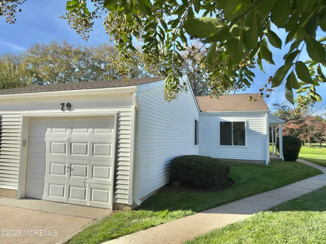$3,200 | 79 Greenwood Drive, Freehold, NJ 07728