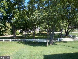 1593 Peony Road Lancaster, PA 17602 - Photo 4 of 4 Gallery Image 4