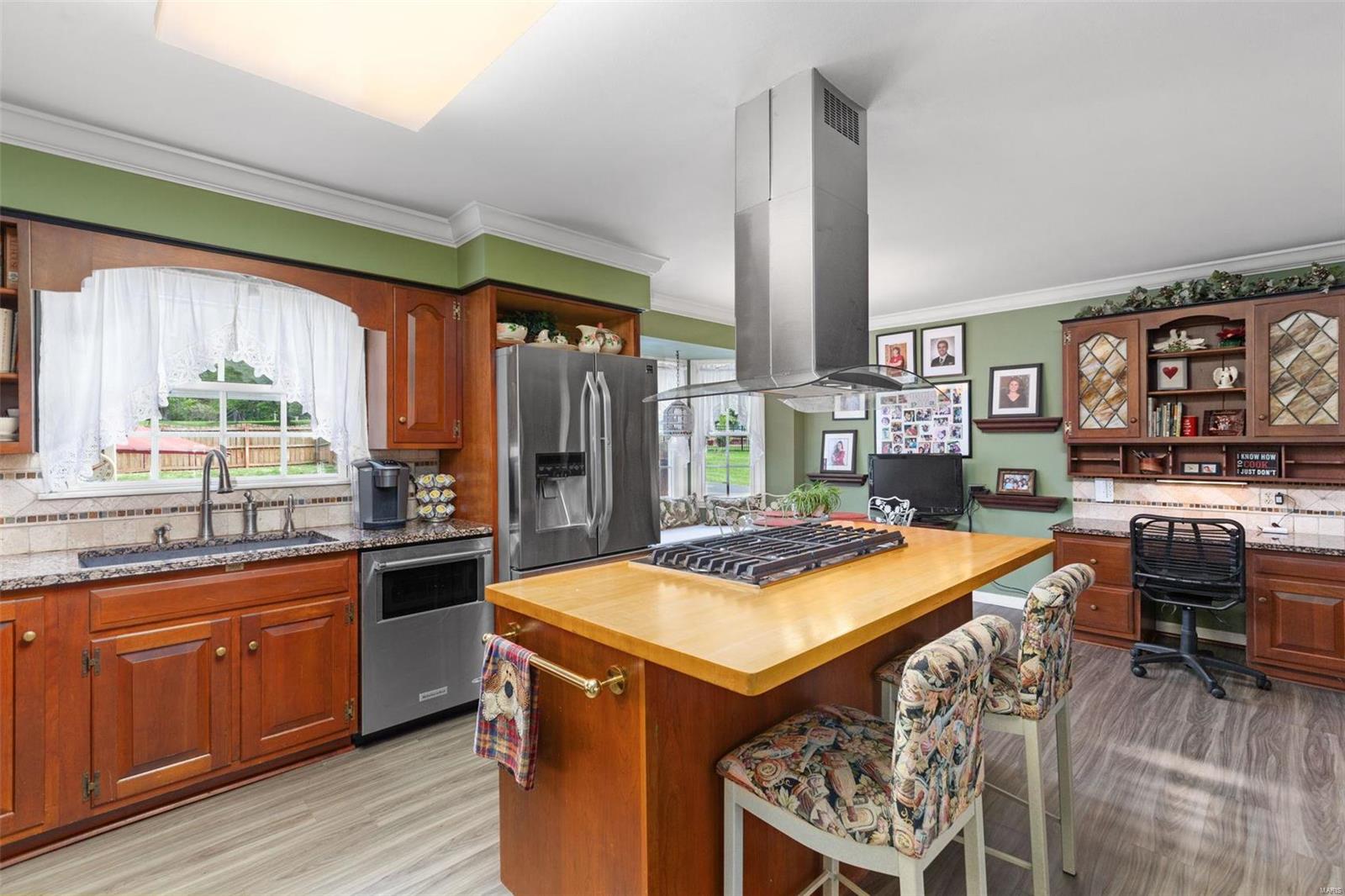 428 Hammersmith Road St. Louis, MO 63141 - Photo 13 of 47 Gallery Image 13