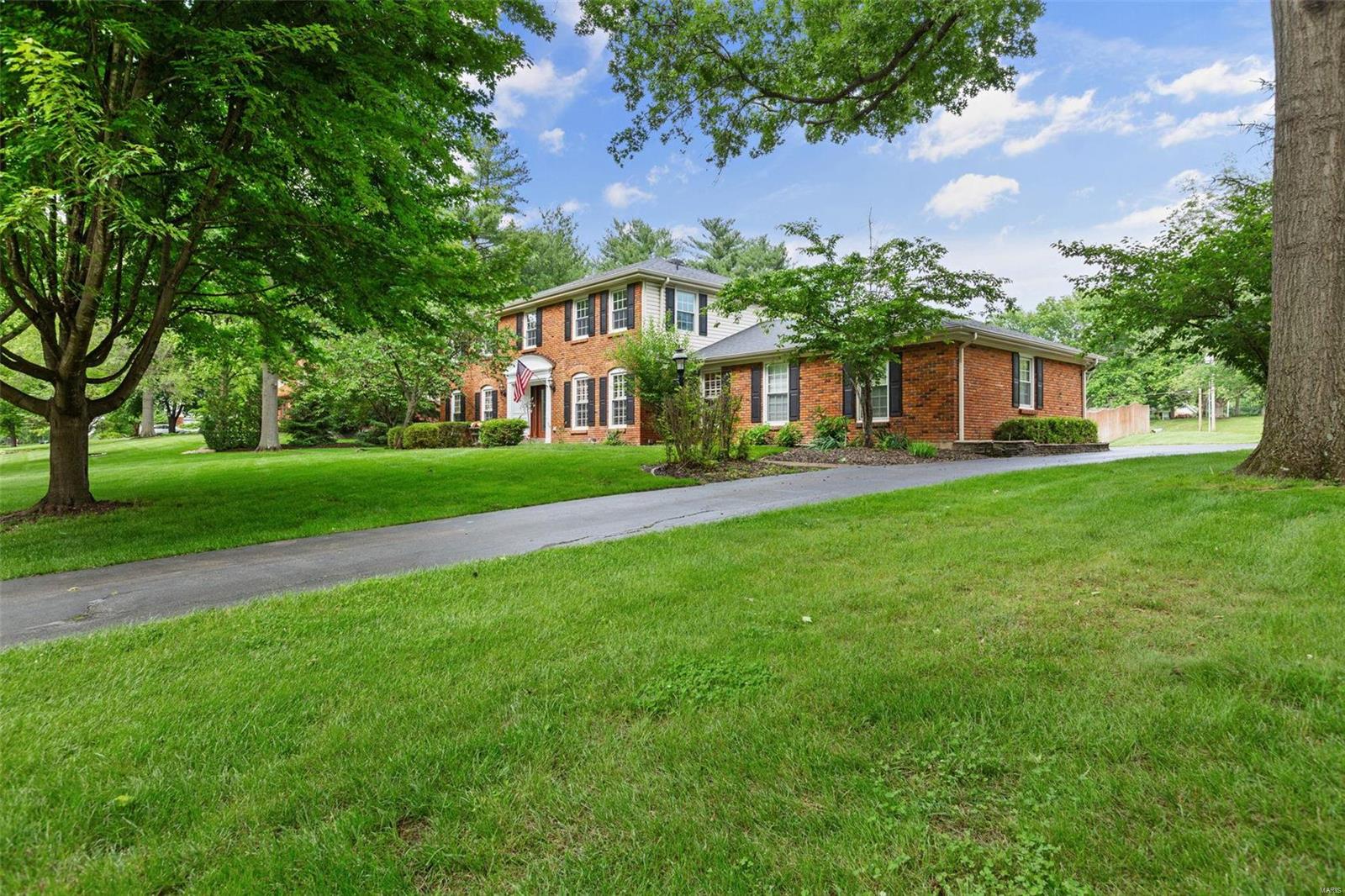 428 Hammersmith Road St. Louis, MO 63141 - Photo 39 of 47 Gallery Image 39