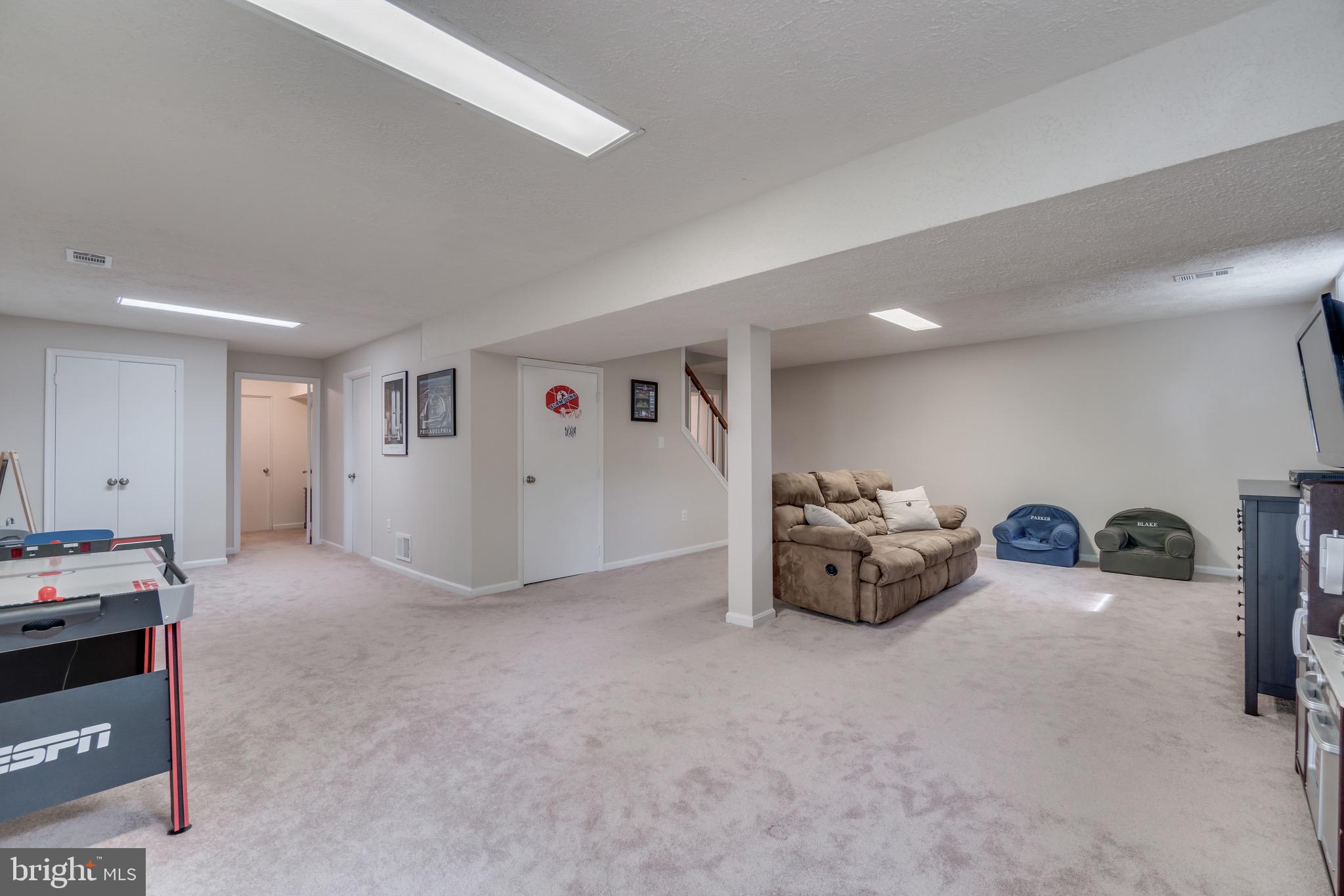 7204 Duck Court Springfield, VA 22152 - Photo 36 of 39 Gallery Image 36