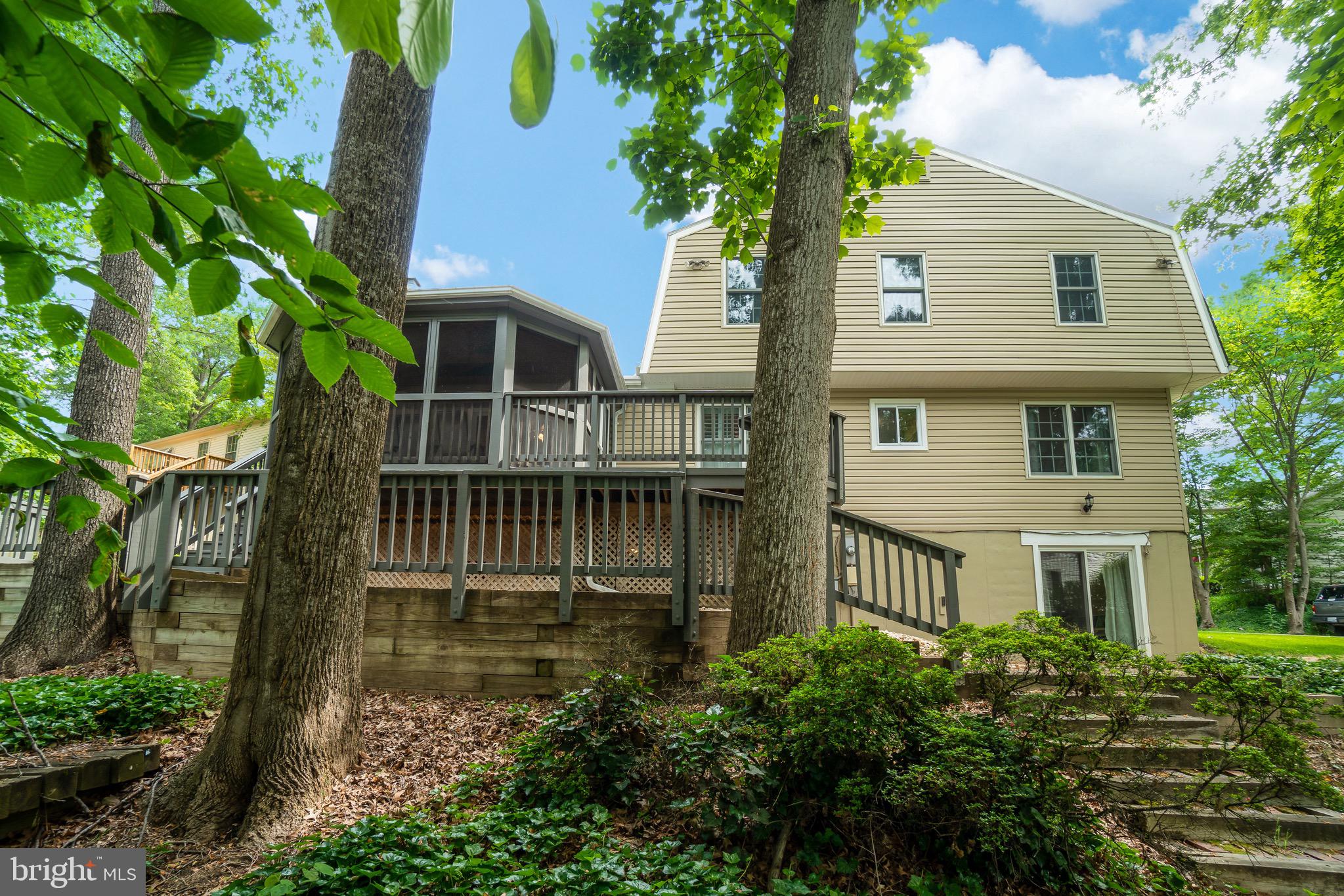 7204 Duck Court Springfield, VA 22152 - Photo 5 of 39 Gallery Image 5