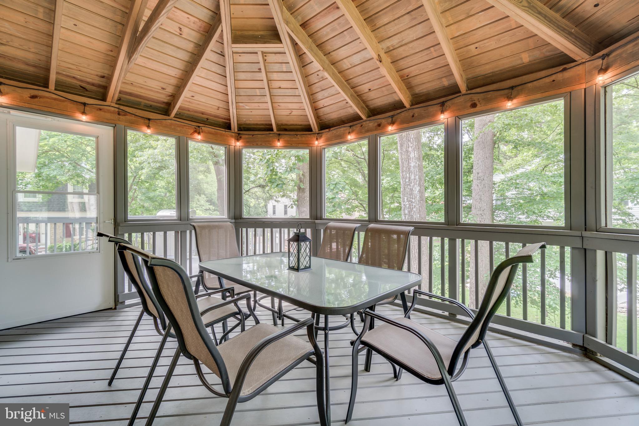 7204 Duck Court Springfield, VA 22152 - Photo 7 of 39 Gallery Image 7