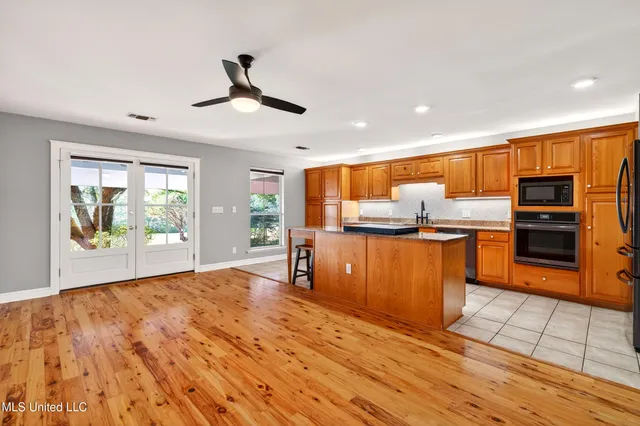 $699,999 | 96 View Drive, Poplarville, MS 39470