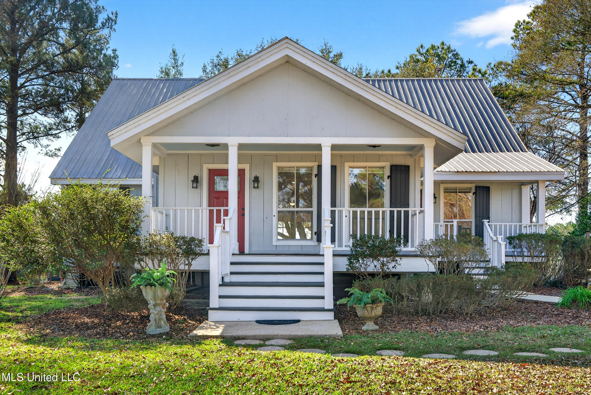 96 View Drive Poplarville, MS 39470 - Photo 3 of 91 2_a7408893