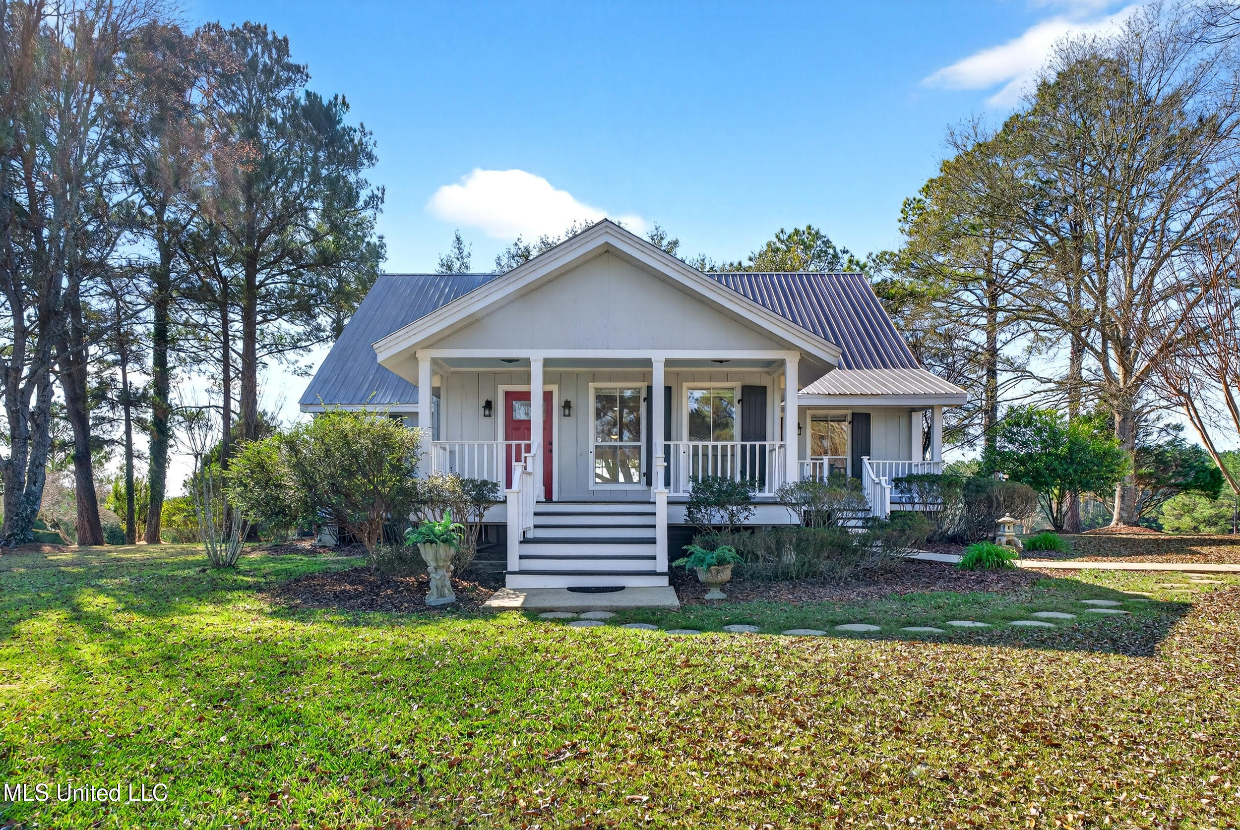 96 View Drive Poplarville, MS 39470 - Photo 5 of 91 4_a7408899