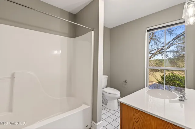 $699,999 | 96 View Drive, Poplarville, MS 39470