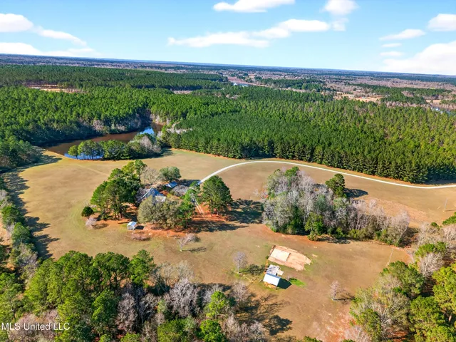 $699,999 | 96 View Drive, Poplarville, MS 39470