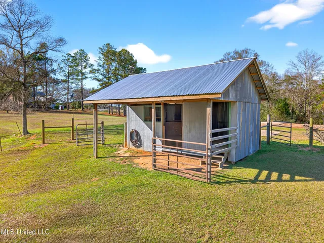 $699,999 | 96 View Drive, Poplarville, MS 39470