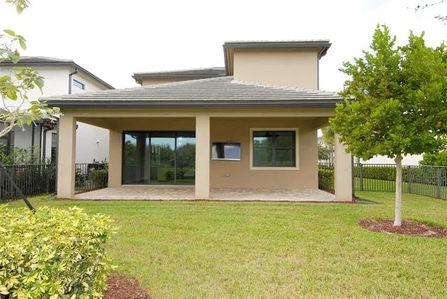 $5,900 | 4628 Pinehurst Trail East, Fort Lauderdale, FL 33309