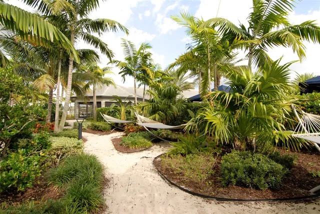 $5,900 | 4628 Pinehurst Trail East, Fort Lauderdale, FL 33309