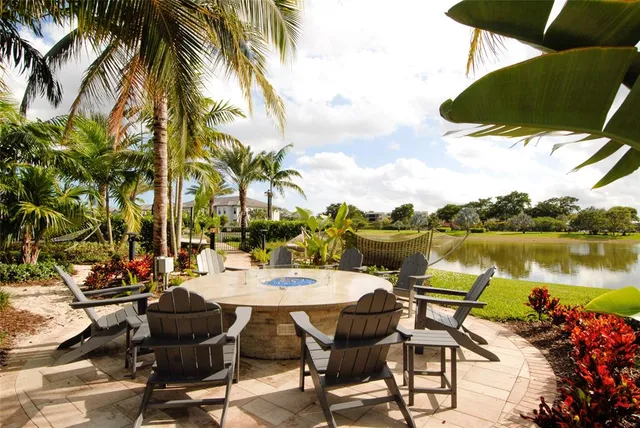 $5,900 | 4628 Pinehurst Trail East, Fort Lauderdale, FL 33309