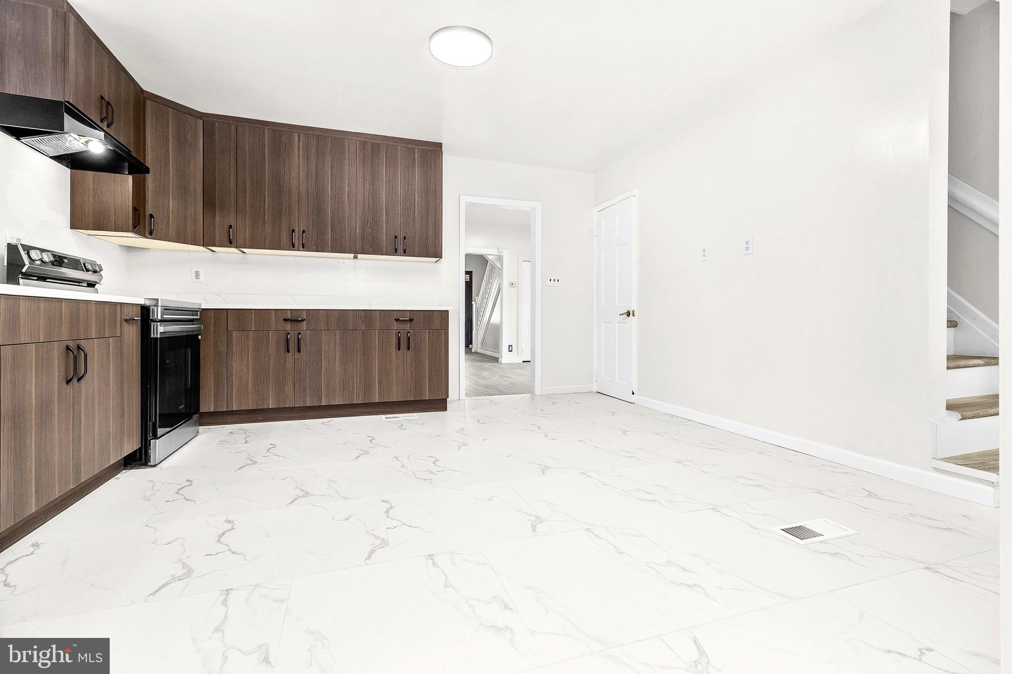 709 Bridgeboro Street Riverside, NJ 08075 - Photo 12 of 34