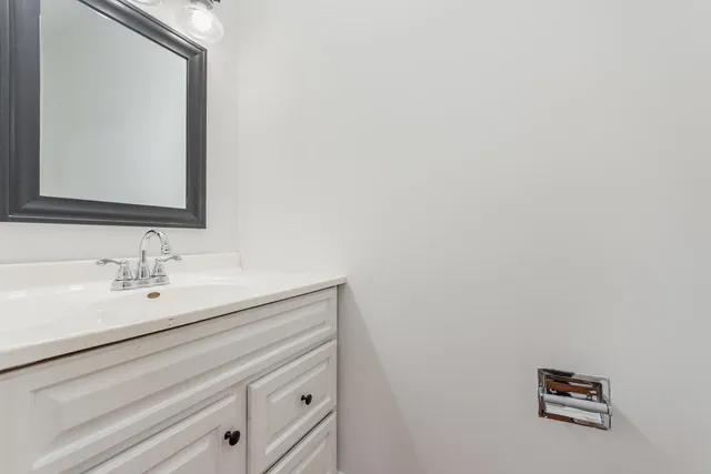 $379,900 | 1598 Kirkwood Drive, Geneva, IL 60134