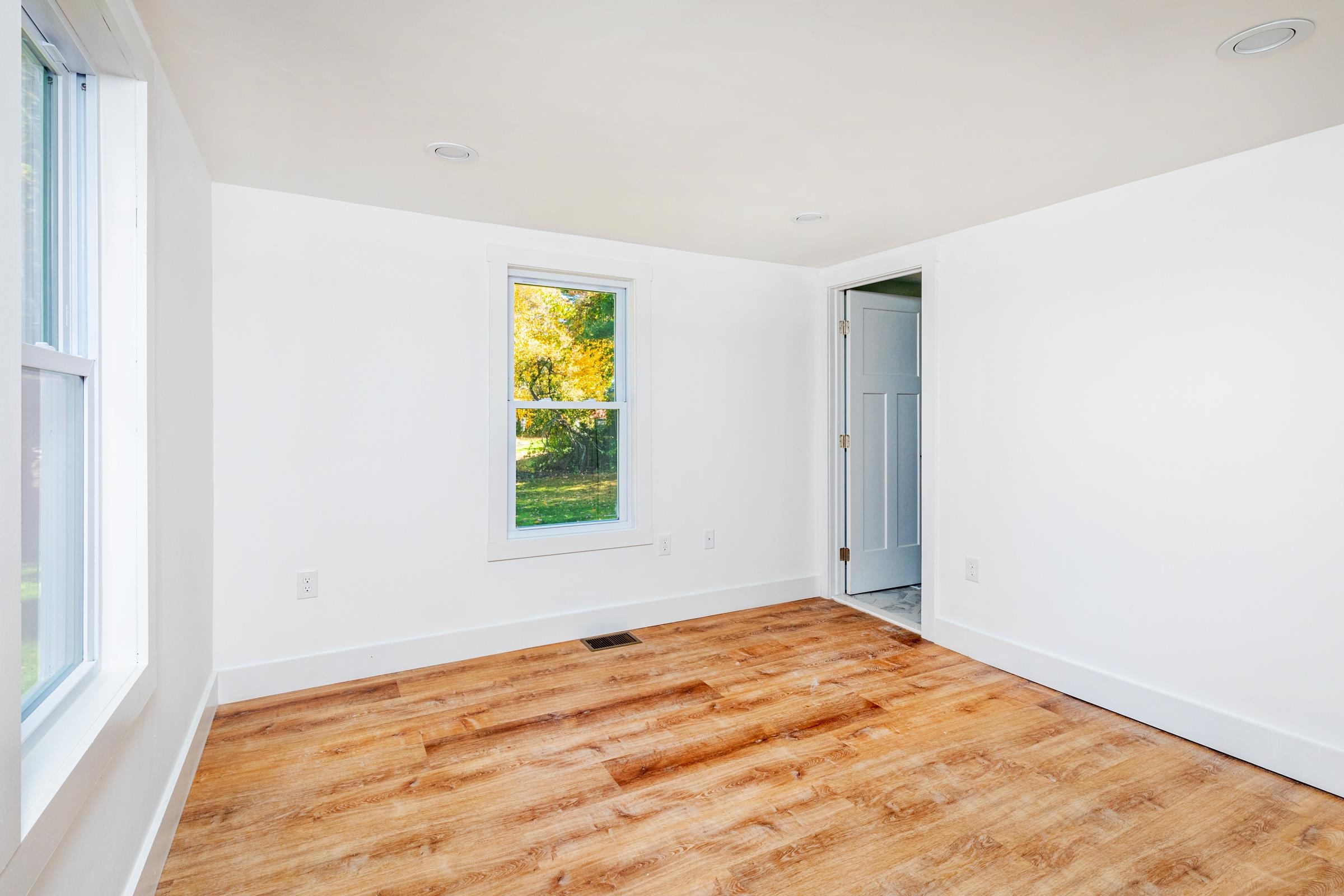 179 Mill Road Hampton, NH 03842 - Photo 4 of 26