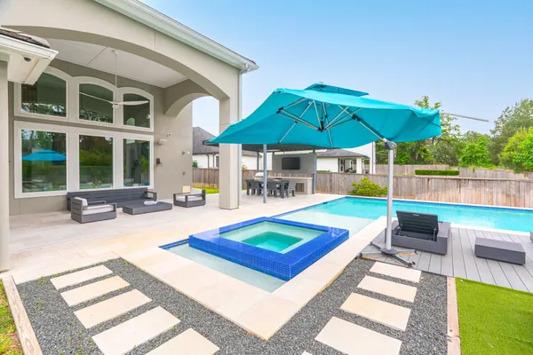 $13,000 | 7 Blairs Way, The Woodlands, TX 77375