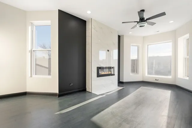 $649,999 | 3824 West Arthington Street, Chicago, IL 60624